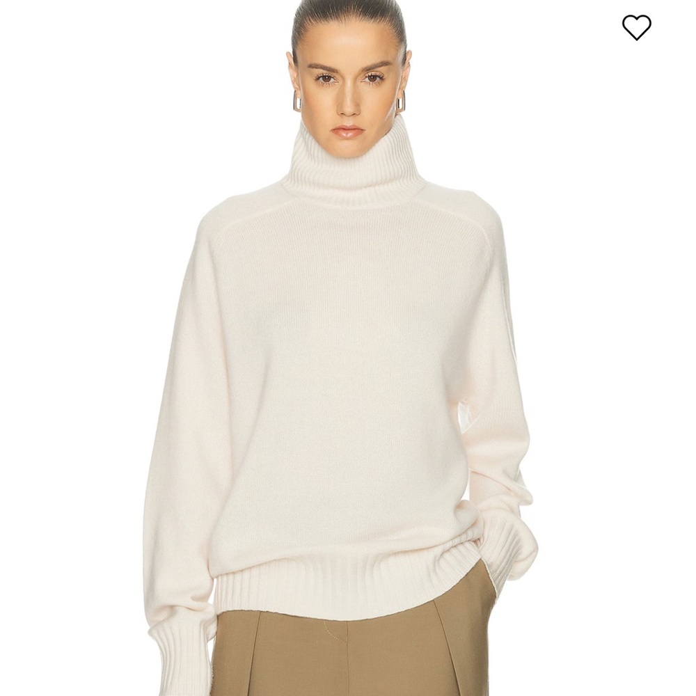 NWT SRG Fayy Elegant Cream Pink Turtleneck Sweater - Size S